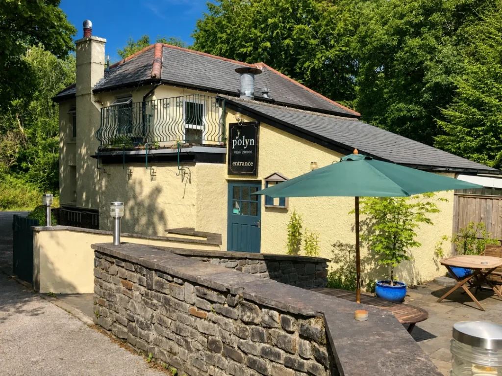 Y Polyn restaurant in Capel Dewi near Black Mountain Escapes